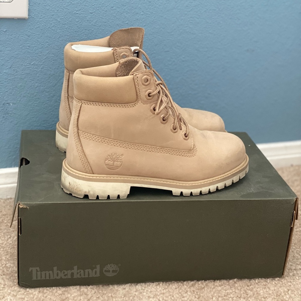 Timberlands// - image 3